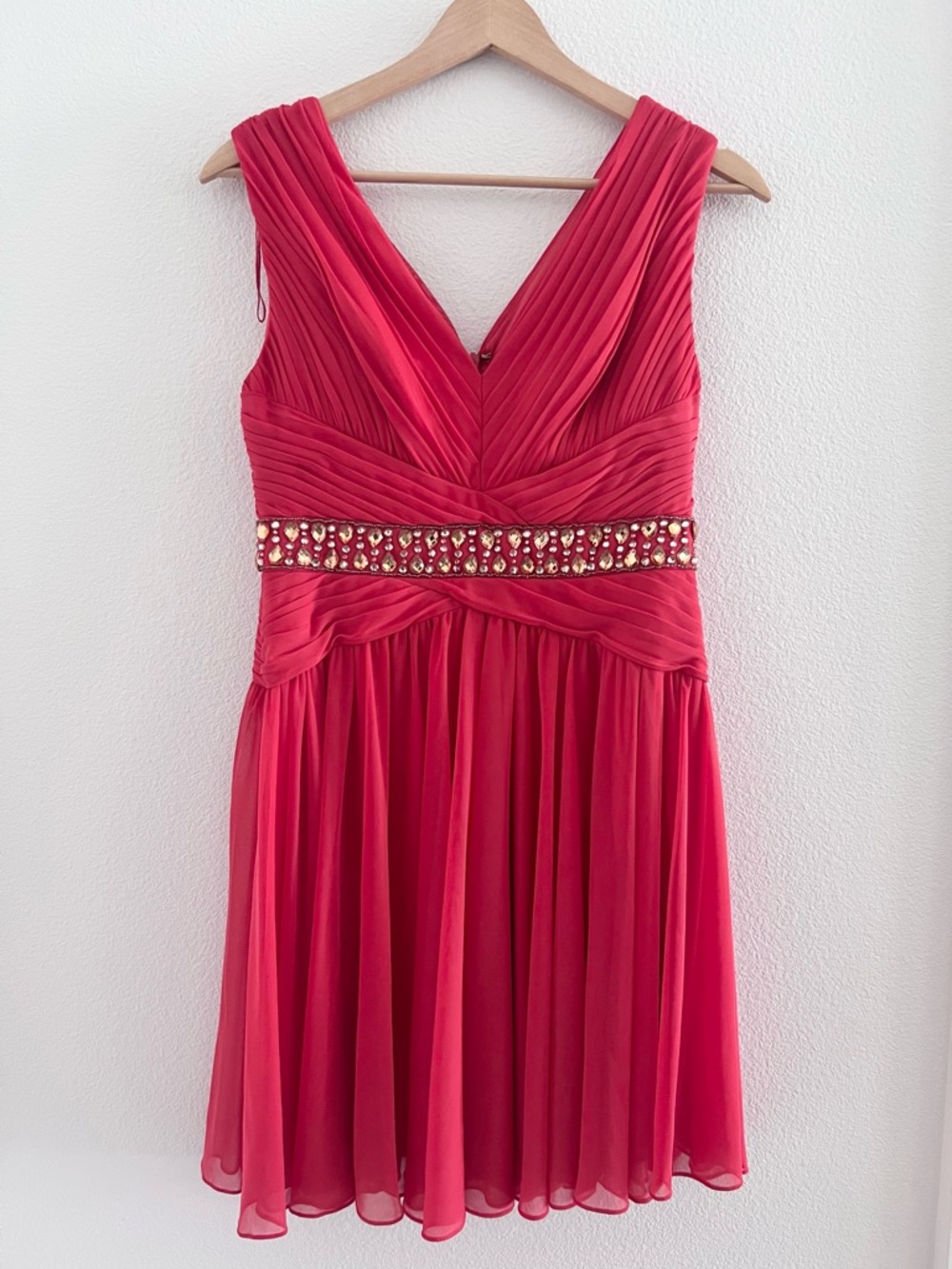 NWOT Adrianna Papell Jeweled Waist Trim Tulle Dress